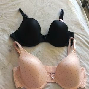 NWOT brand new Maidenform 2 pack bras. Size 34C.